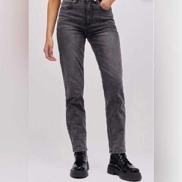 Lee x Daydreamer Women's High Rise 90’s Straight leg Jeans in washed black. 30 - Picture 1 of 11